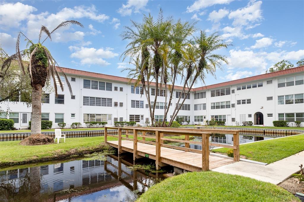 100 EL CAMINO DRIVE UNIT 202