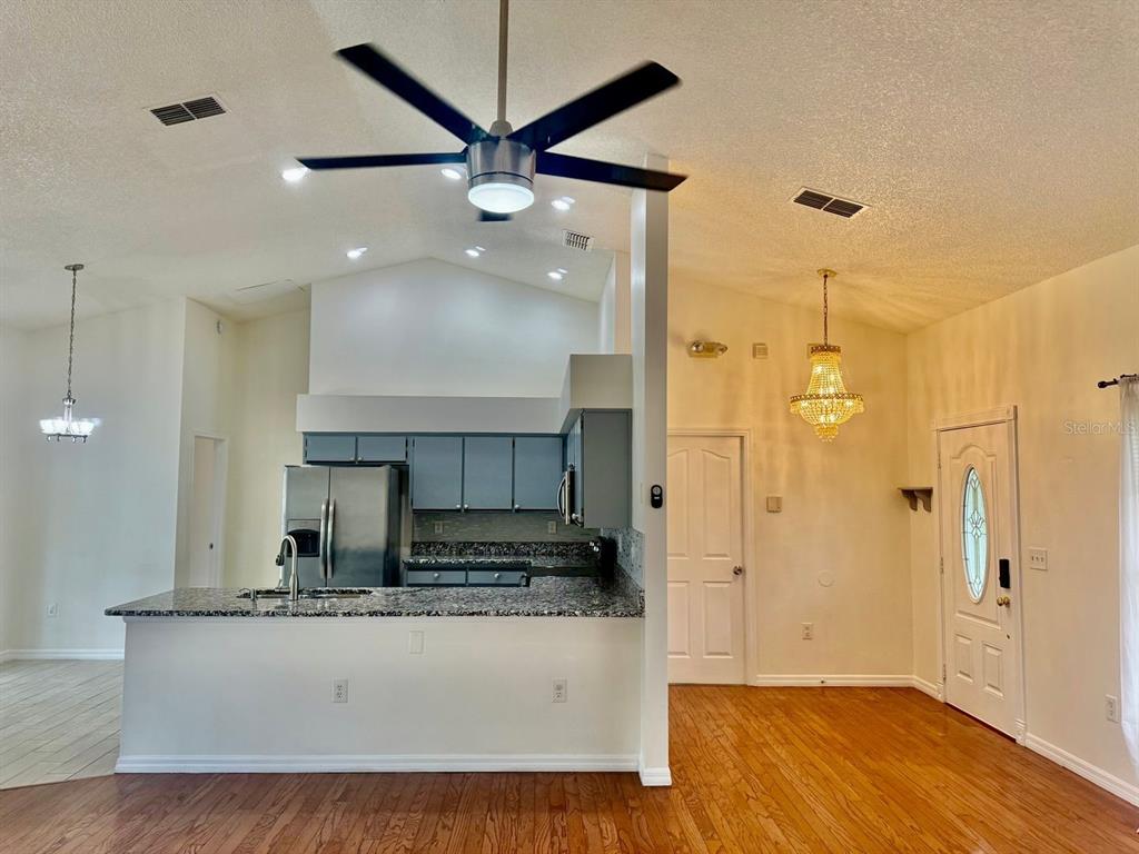 5624 MANDARIN COURT, DAVENPORT, FL — photo 4 of 30