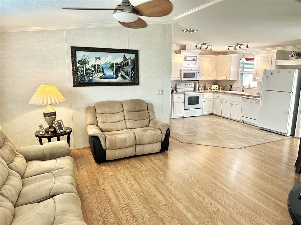 9790 66TH STREET N UNIT 200, PINELLAS PARK, FL — photo 3 of 14