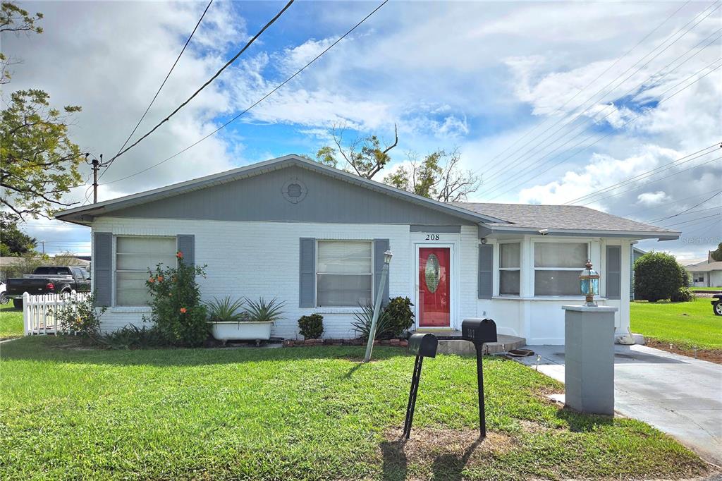 208 SW 3RD AVENUE