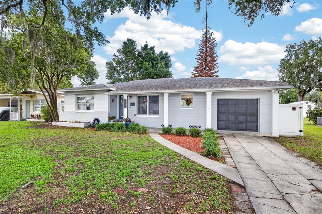1117 EDWARDS LANE