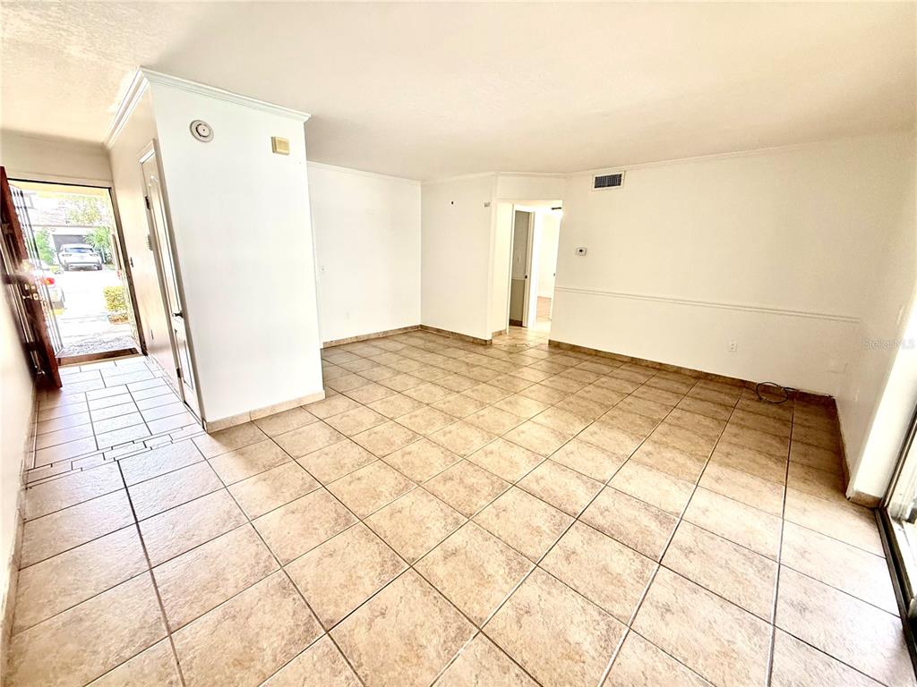 4607 W NORTH B STREET UNIT 107, TAMPA, FL — photo 4 of 25