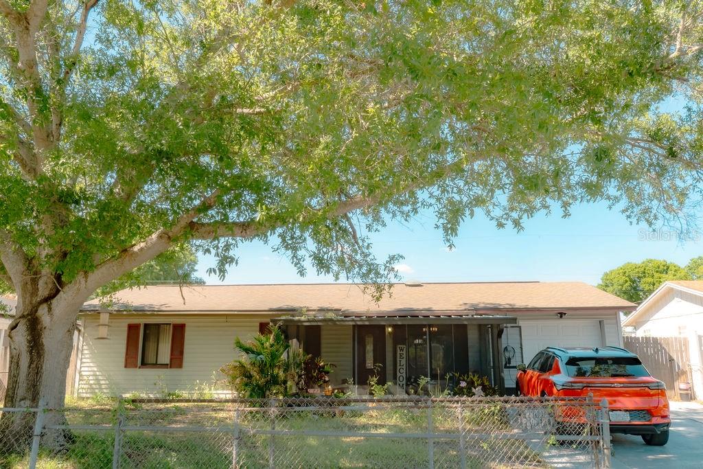 8204 TRAMMELL TRAIL