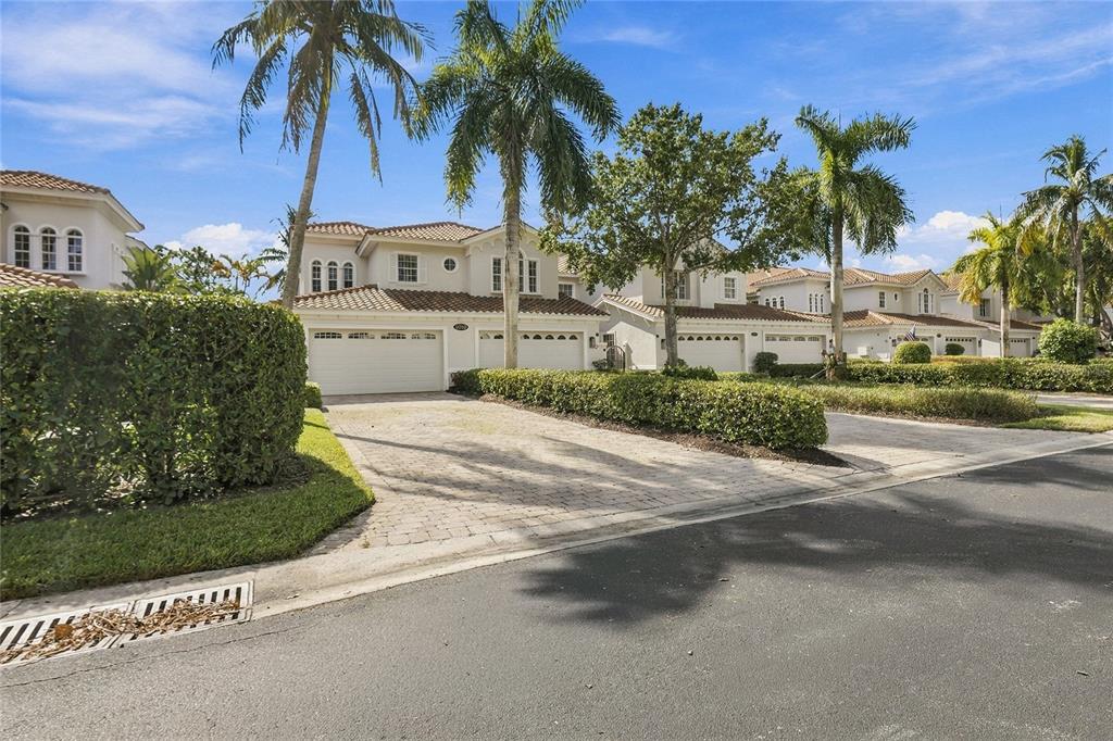 9010 CASCADA WAY UNIT 201, NAPLES, FL — photo 2 of 30
