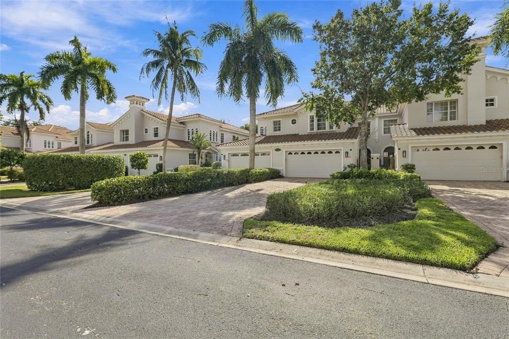 9010 CASCADA WAY UNIT 201, NAPLES, FL — photo 3 of 30