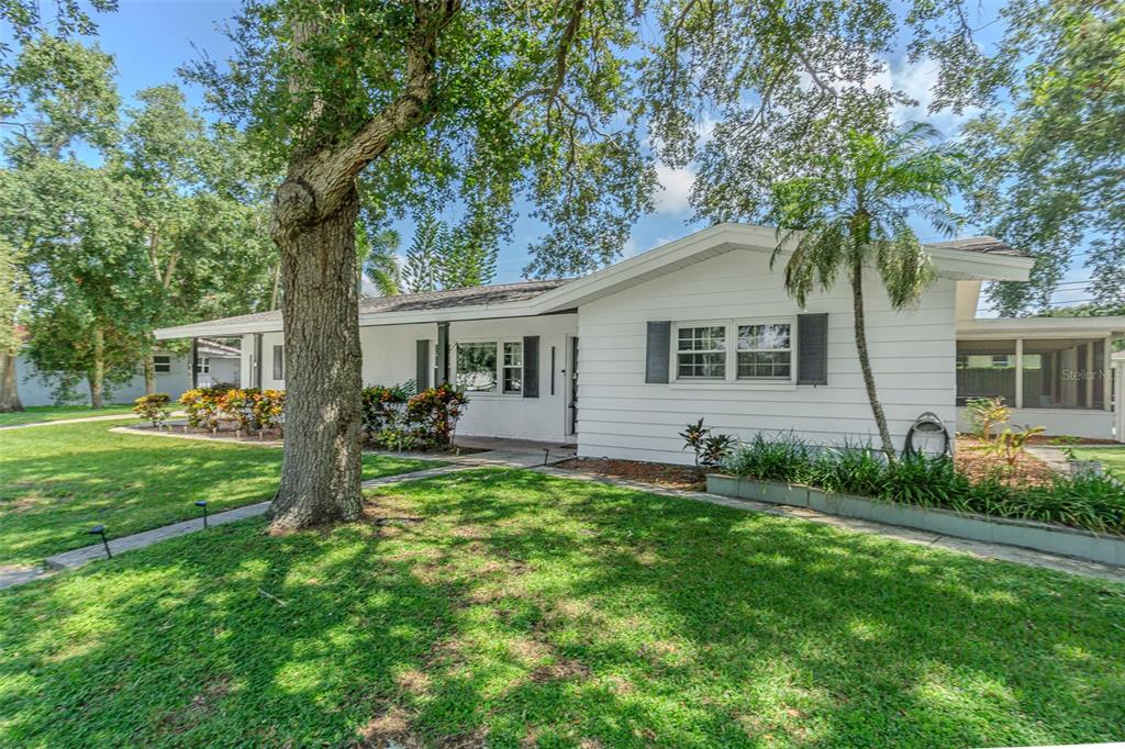 863 BAY BREEZE TERRACE, LARGO, FL — photo 4 of 30