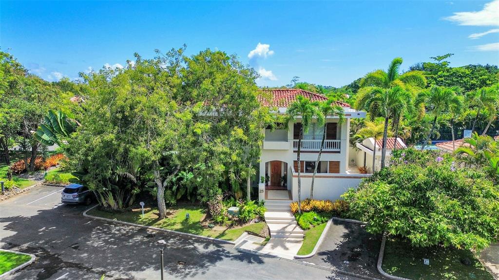 25 FAIRWAYS UNIT 25, DORADO, PR — photo 2 of 30
