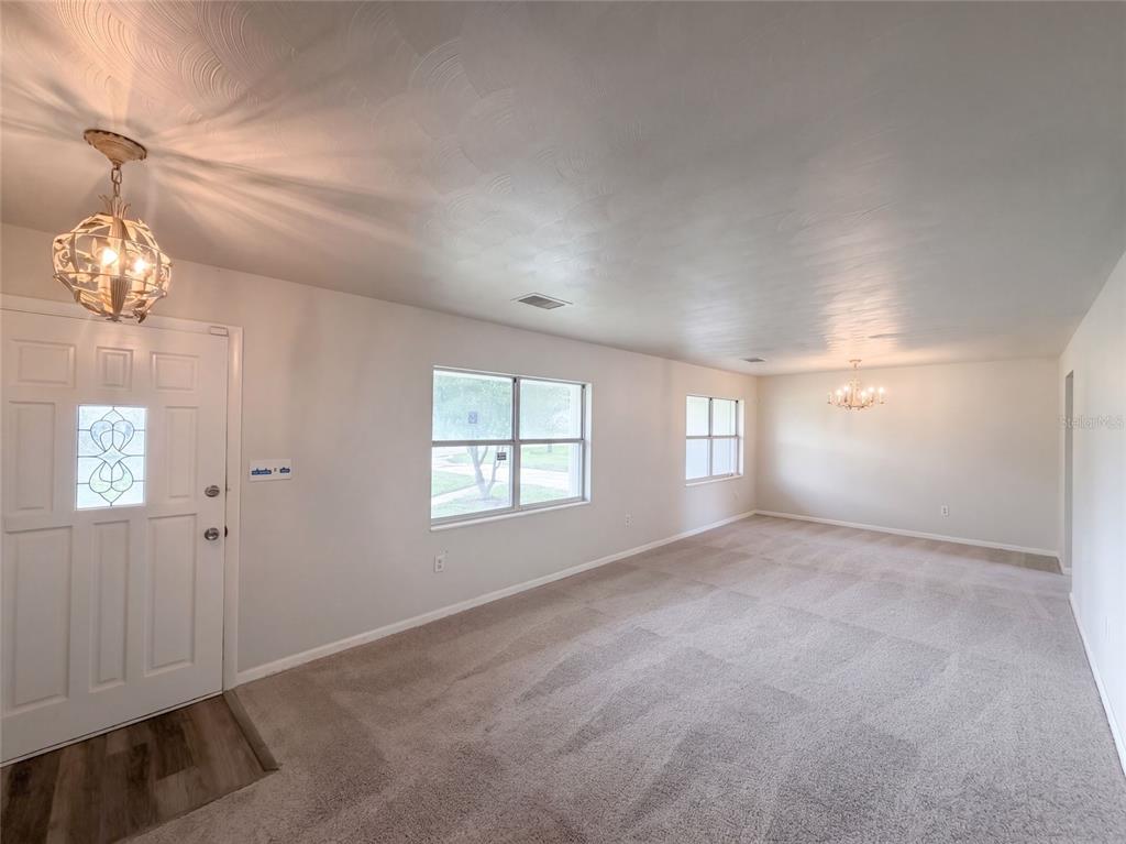 4427 PINEBROOKE PLACE, DOVER, FL — photo 3 of 13