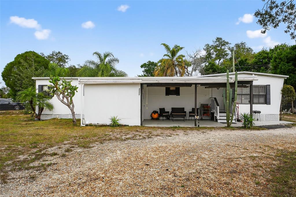 2001 LINDA AVENUE