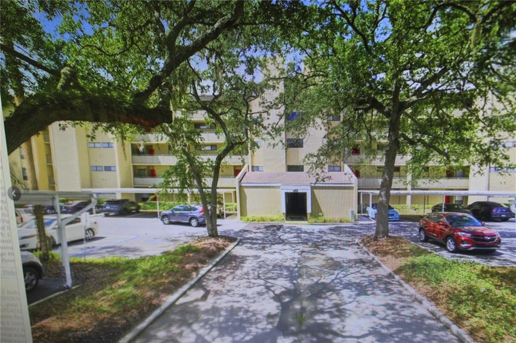 13626 GREENFIELD DRIVE UNIT 102, TAMPA, FL — photo 2 of 14