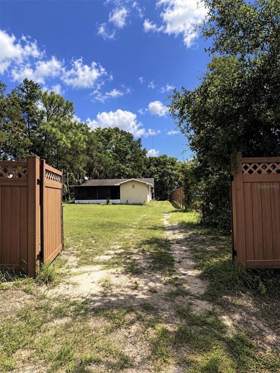 10565 95TH TERRACE, BELLEVIEW, FL — photo 3 of 8