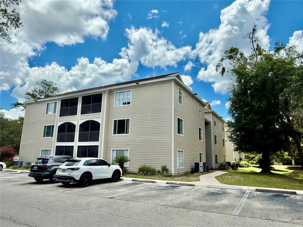 3800 SW 20TH AVENUE UNIT 207