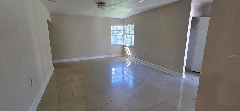 10705 N WATERHOLE PLACE, TAMPA, FL — photo 3 of 7
