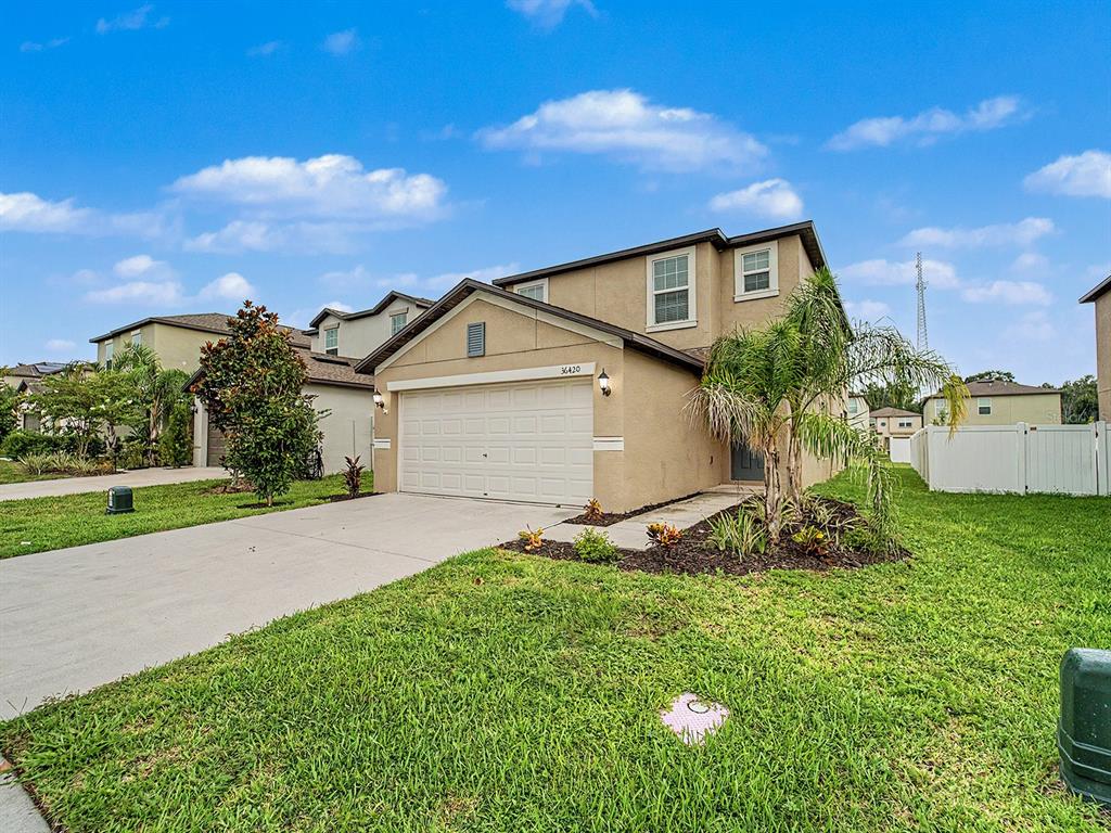 36420 GARDEN WALL WAY, ZEPHYRHILLS, FL — photo 3 of 30