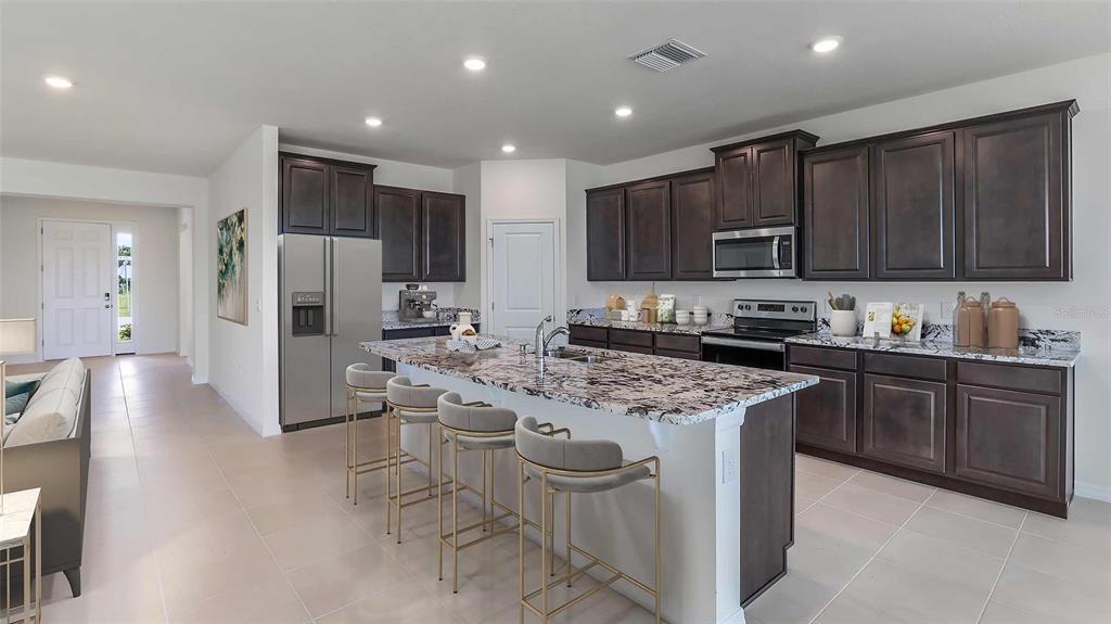3540 GOLDEN WHEAT LANE, PLANT CITY, FL — photo 4 of 13