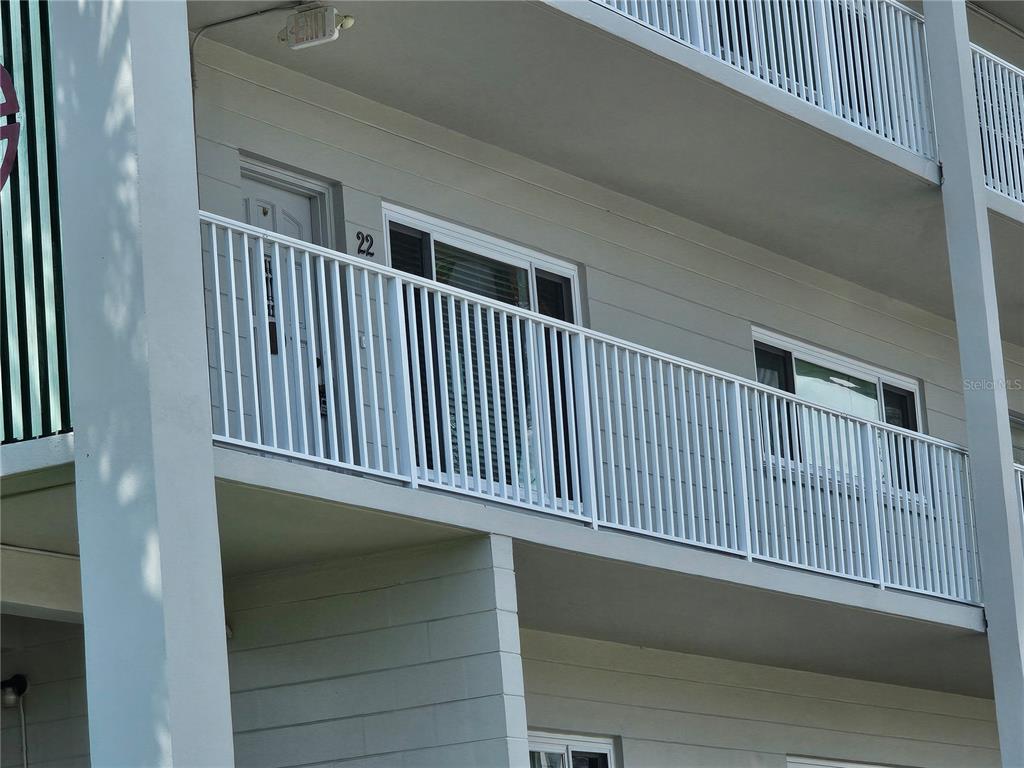2070 WORLD PARKWAY BOULEVARD UNIT 22, CLEARWATER, FL — photo 2 of 30