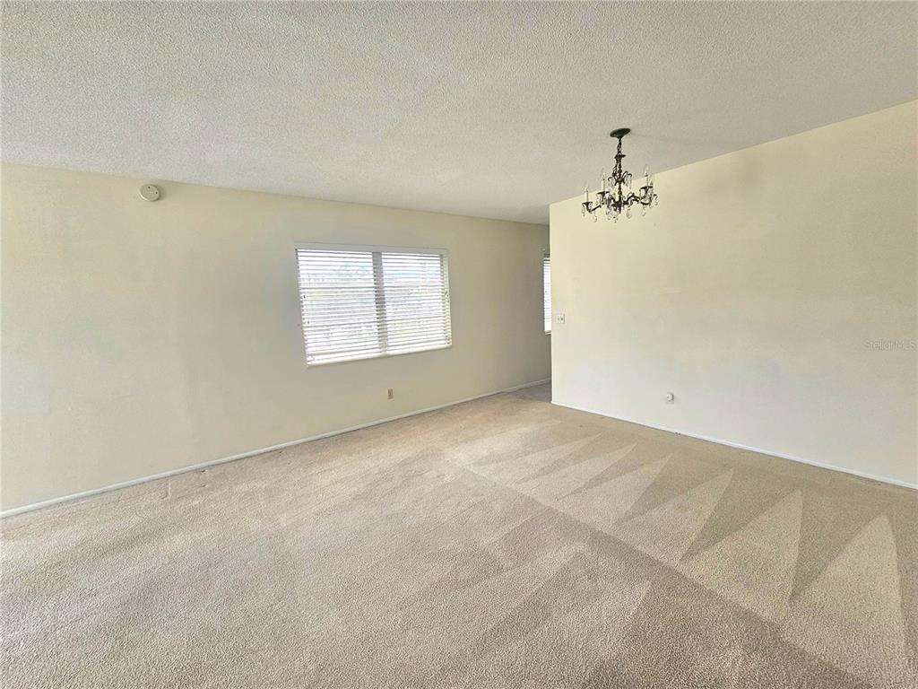 2070 WORLD PARKWAY BOULEVARD UNIT 22, CLEARWATER, FL — photo 4 of 30