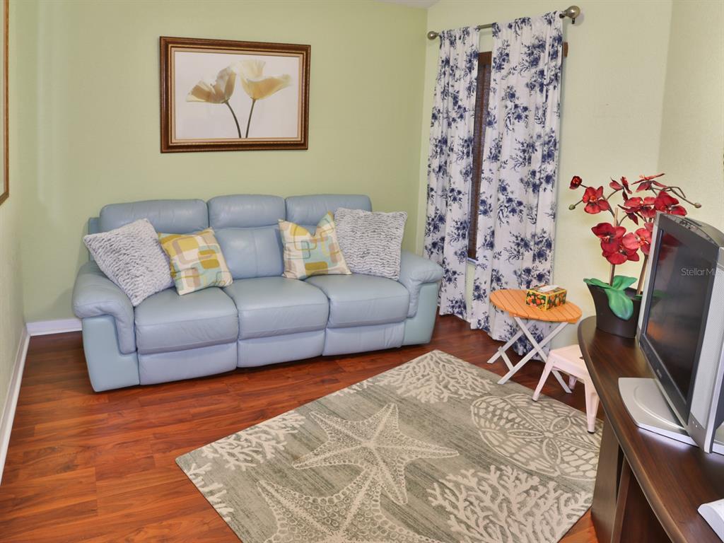 8249 PEAK AVENUE, LAKELAND, FL — photo 4 of 19