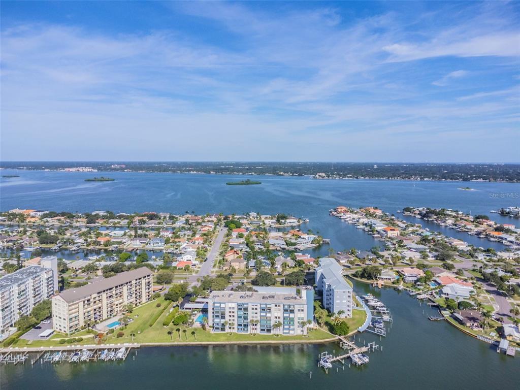 644 ISLAND WAY UNIT 505, CLEARWATER, FL — photo 2 of 46