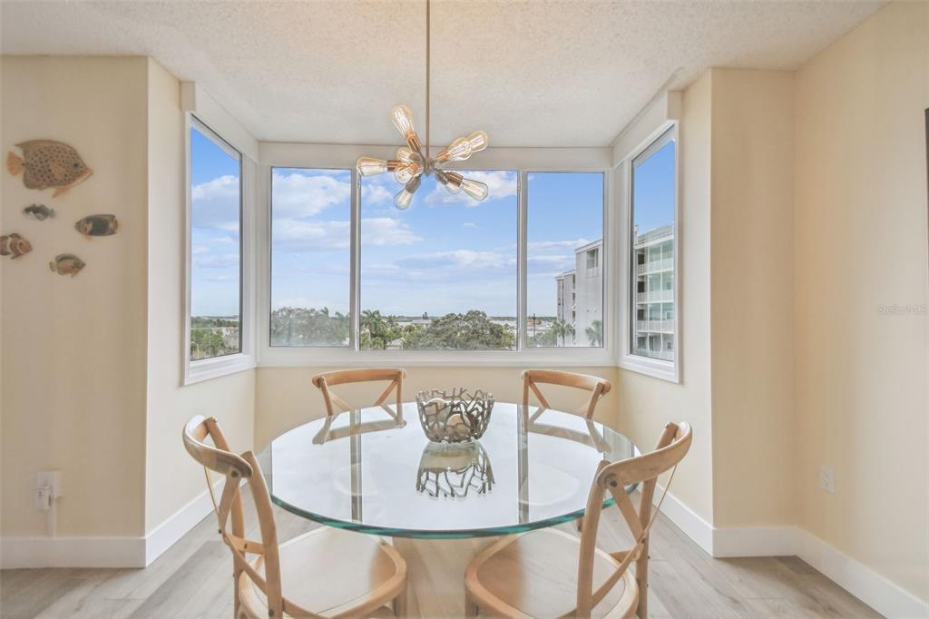 644 ISLAND WAY UNIT 505, CLEARWATER, FL — photo 5 of 46