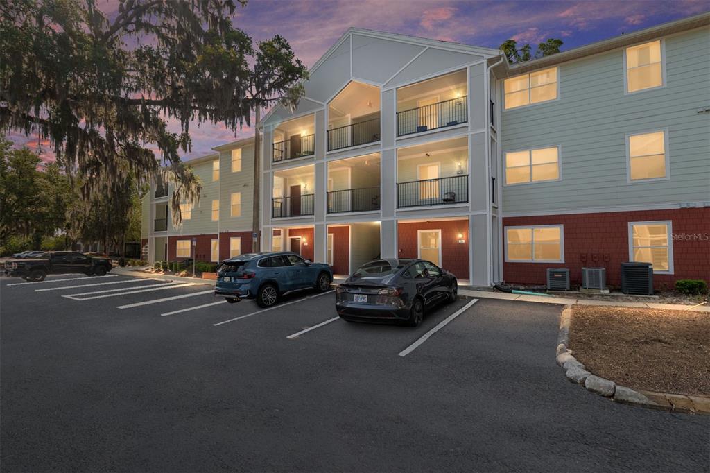 2360 SW ARCHER ROAD UNIT 706