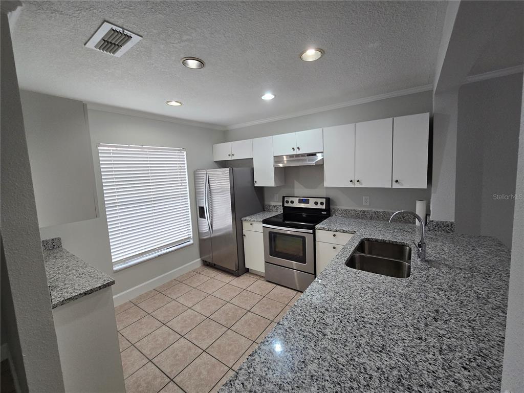 1611 SHADY RIDGE COURT UNIT 260, ORLANDO, FL — photo 3 of 31