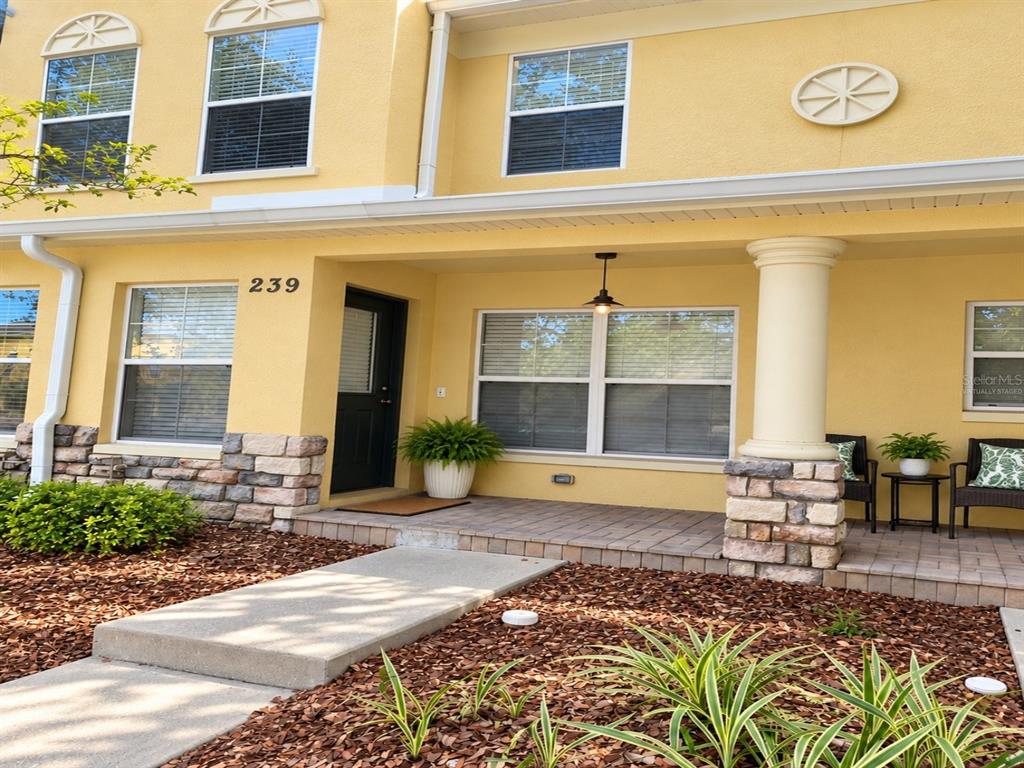 239 CASTLEKEEPER PL, VALRICO, FL — photo 2 of 25