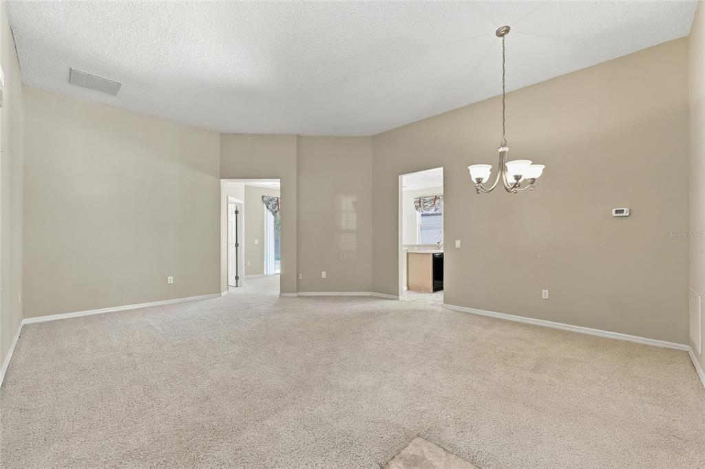 123 PRESTON AVENUE, DAVENPORT, FL — photo 4 of 28