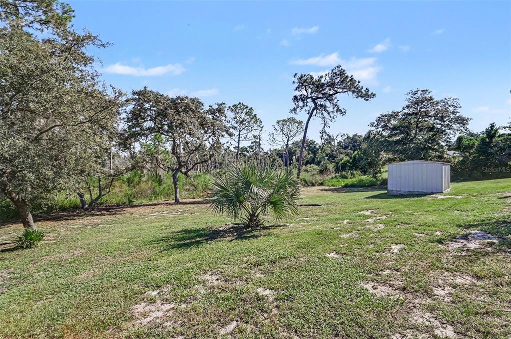 2090 LAKEBREEZE WAY, DELTONA, FL — photo 5 of 38