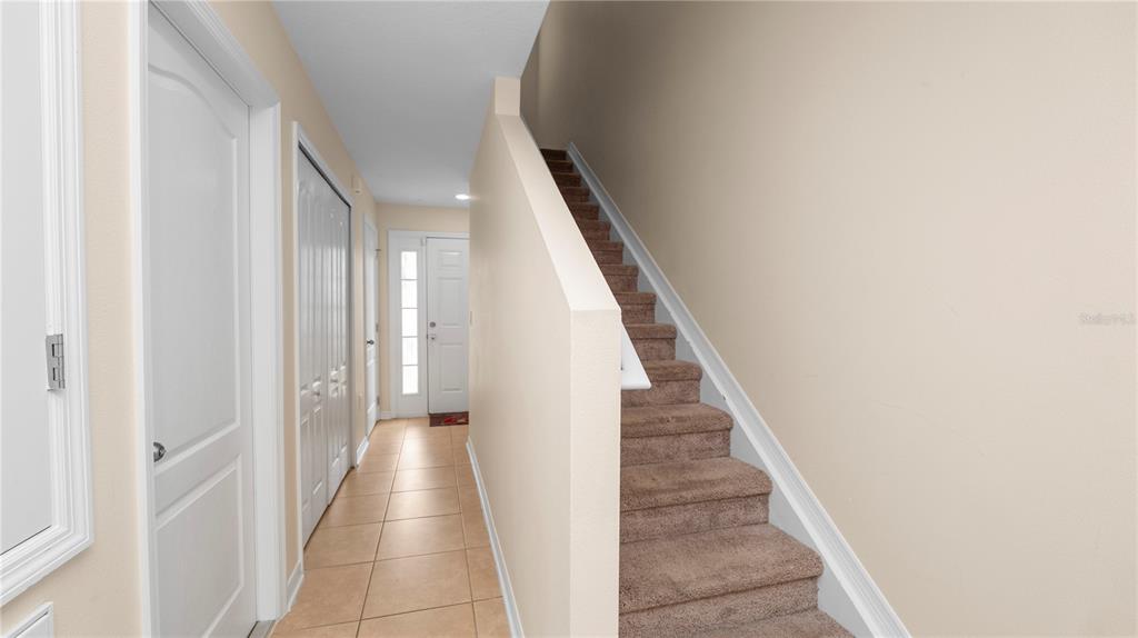 3741 WOODBURY HILL LOOP, LAKELAND, FL — photo 4 of 36