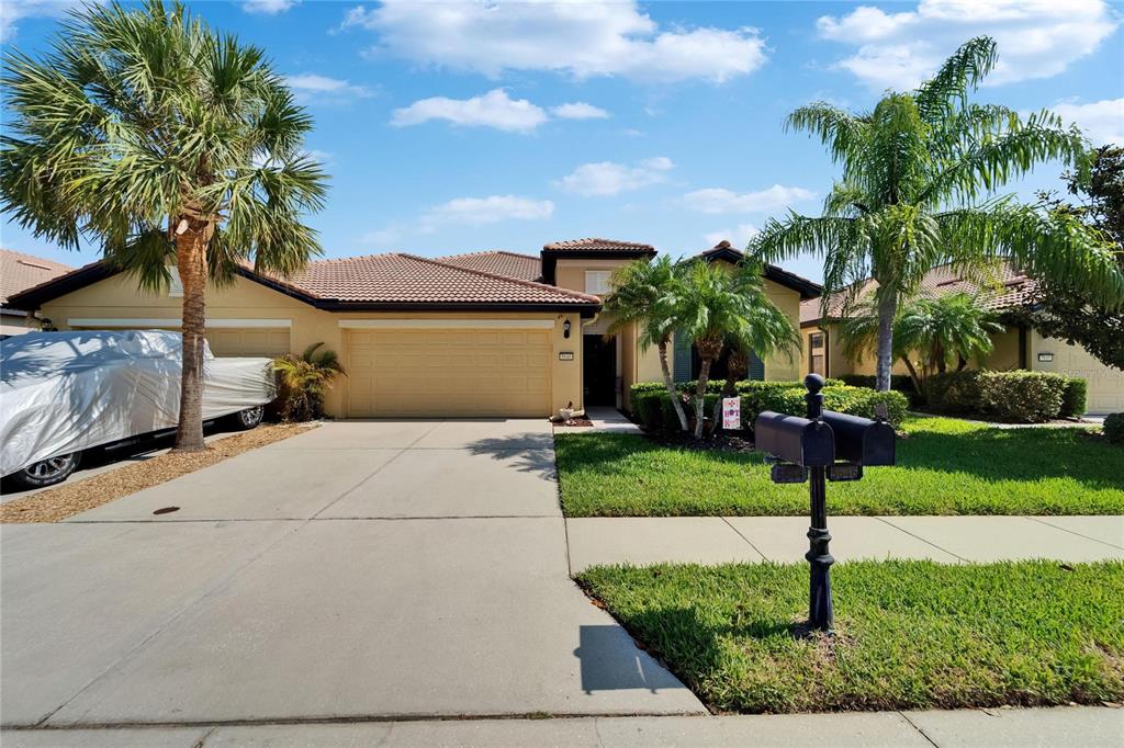 5646 SUNSET FALLS DRIVE