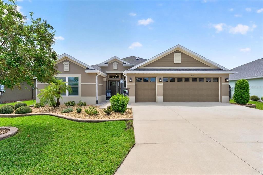 912 HUBBARD LOOP, THE VILLAGES, FL — photo 4 of 30