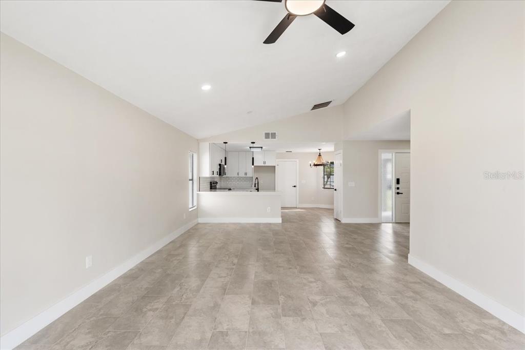1015 OCALA WOODS LANE, ORLANDO, FL — photo 5 of 29
