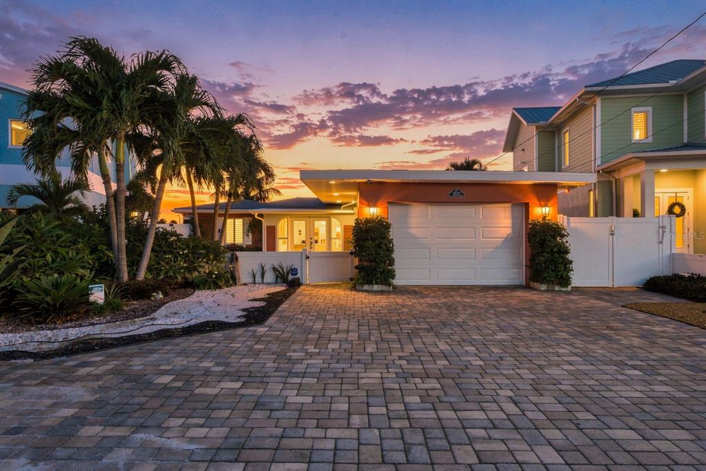 14223 E PARSLEY DRIVE, MADEIRA BEACH, FL — photo 2 of 69