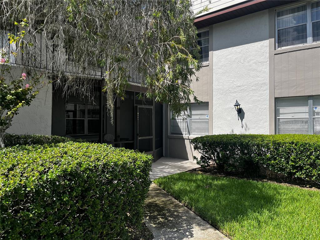 109 WINDTREE LANE UNIT N, WINTER GARDEN, FL — photo 3 of 13