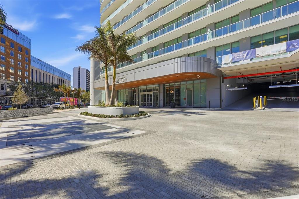 400 CENTRAL AVENUE UNIT 3306, ST PETERSBURG, FL — photo 5 of 79