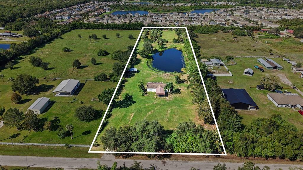 12015 MESSLER RD, GIBSONTON, FL — photo 3 of 37