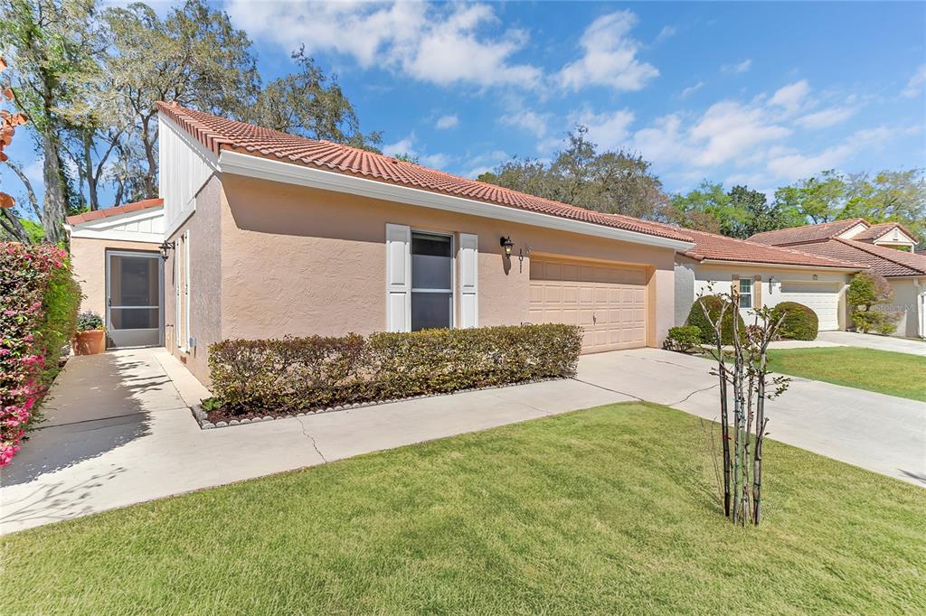 1011 W PEBBLE BEACH CIRCLE