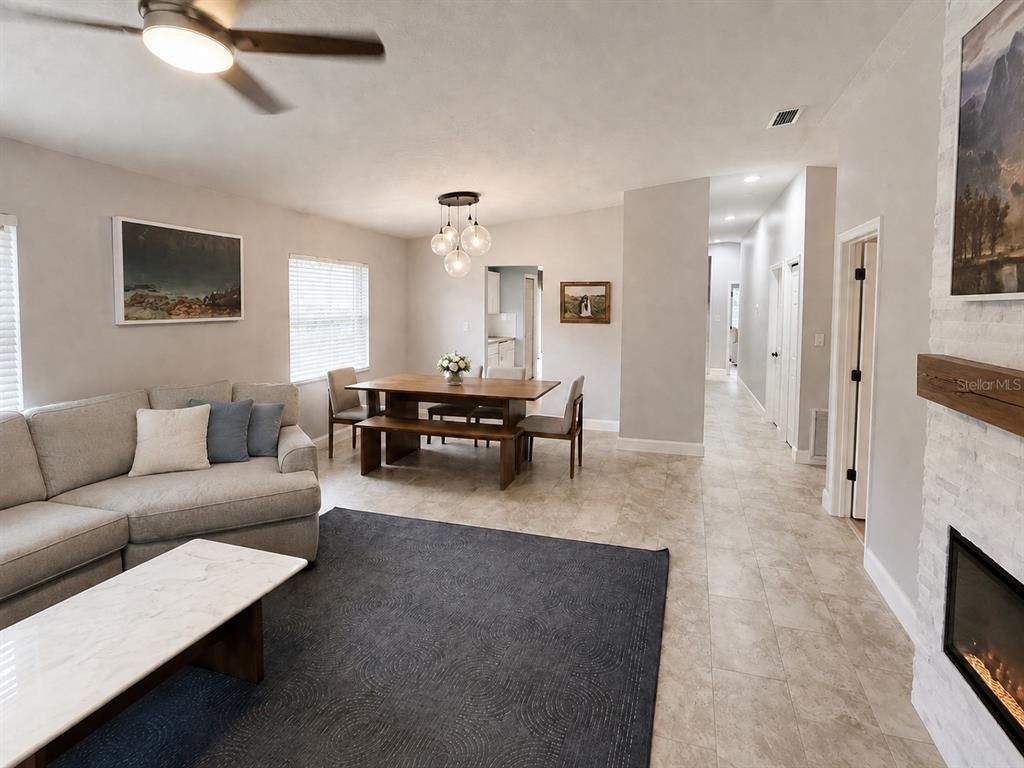 414 BROADVIEW AVENUE, ALTAMONTE SPRINGS, FL — photo 3 of 17