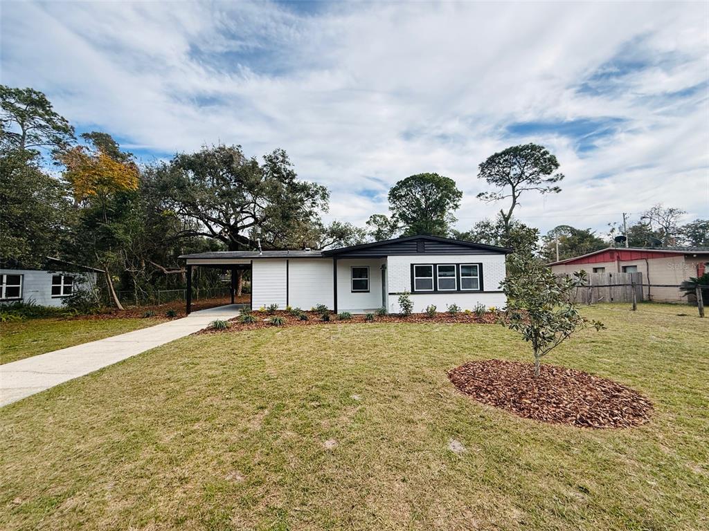 2403 NE 11TH STREET