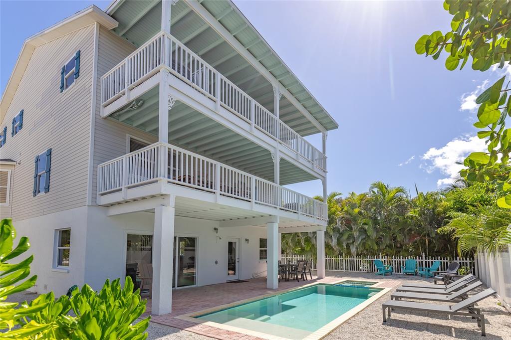 607 S BAY BOULEVARD, ANNA MARIA, FL — photo 3 of 30