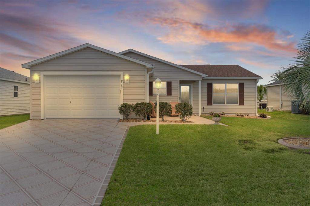 2543 RAINTREE DRIVE