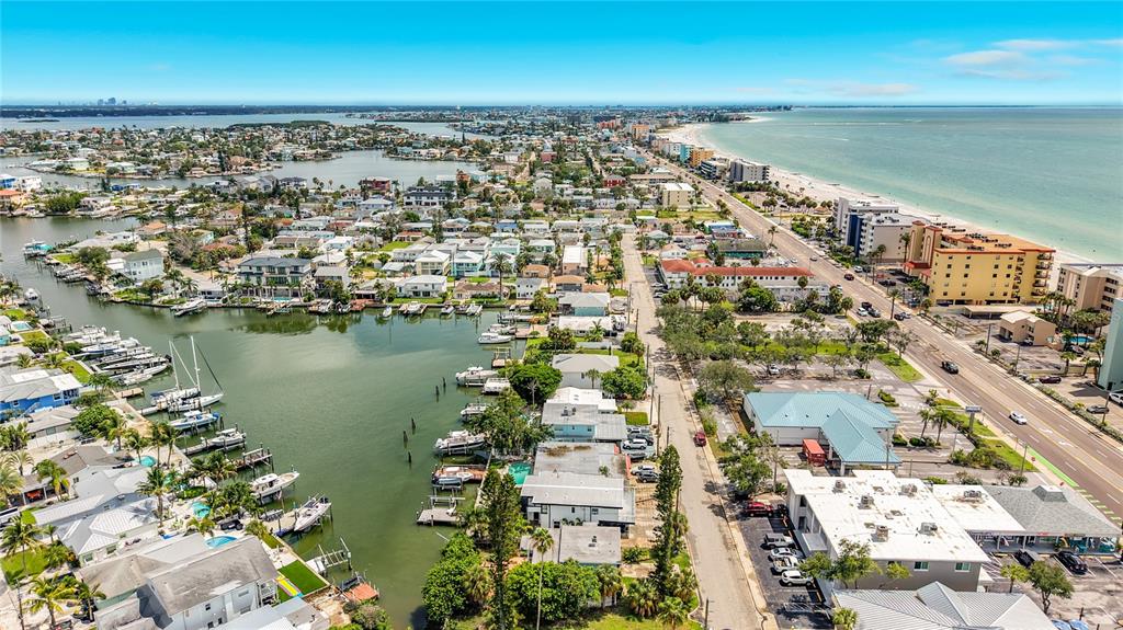 14975 1ST STREET E UNIT C, MADEIRA BEACH, FL — photo 5 of 30