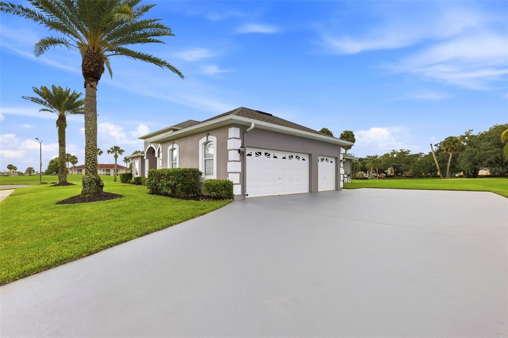 2200 TOURNAMENT COURT, KISSIMMEE, FL — photo 4 of 30