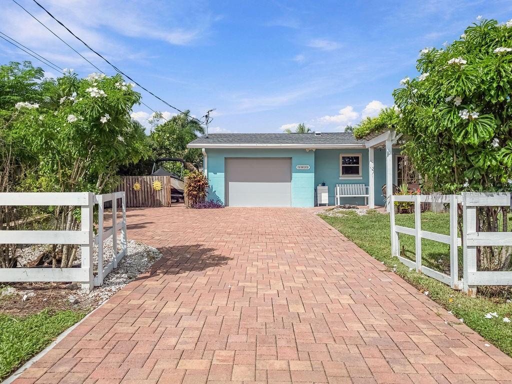 1831 BAYSHORE DRIVE, TERRA CEIA, FL — photo 3 of 30