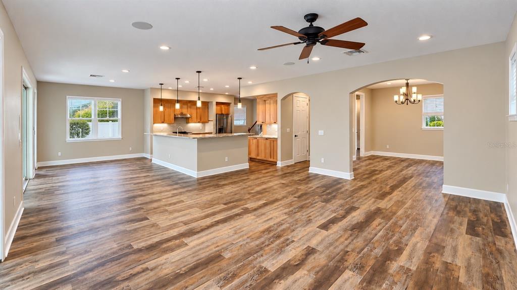 832 GOLFVIEW STREET, ORLANDO, FL — photo 5 of 32