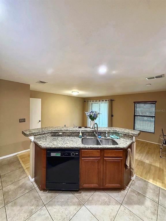 2607 OLEANDER LAKES, BRANDON, FL — photo 2 of 30