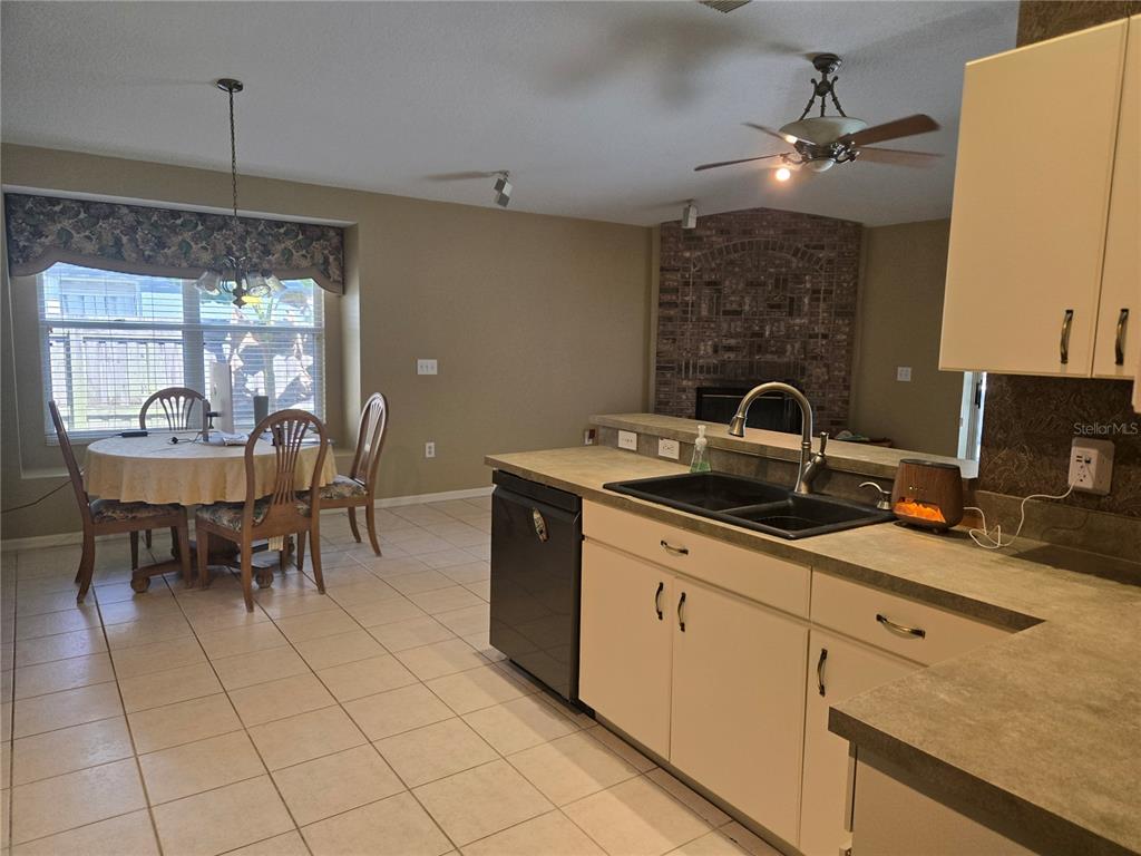 31329 WRENCREST DRIVE, WESLEY CHAPEL, FL — photo 5 of 19
