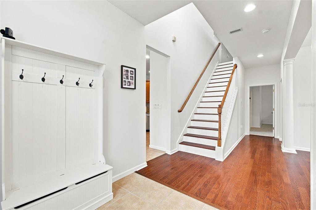 8319 MANOR CLUB CIRCLE UNIT 3, TAMPA, FL — photo 5 of 30
