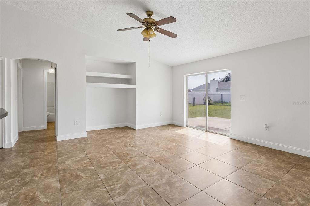 304 JACKSONVILLE CT, KISSIMMEE, FL — photo 5 of 29